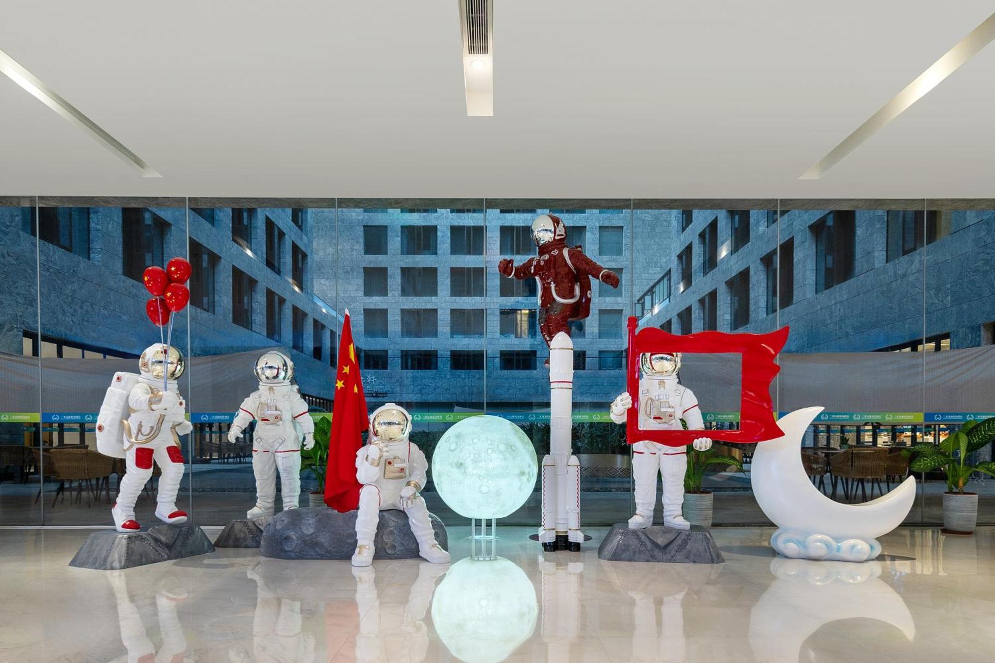 Sanya Phoenix Airport Hotel Buitenkant foto
