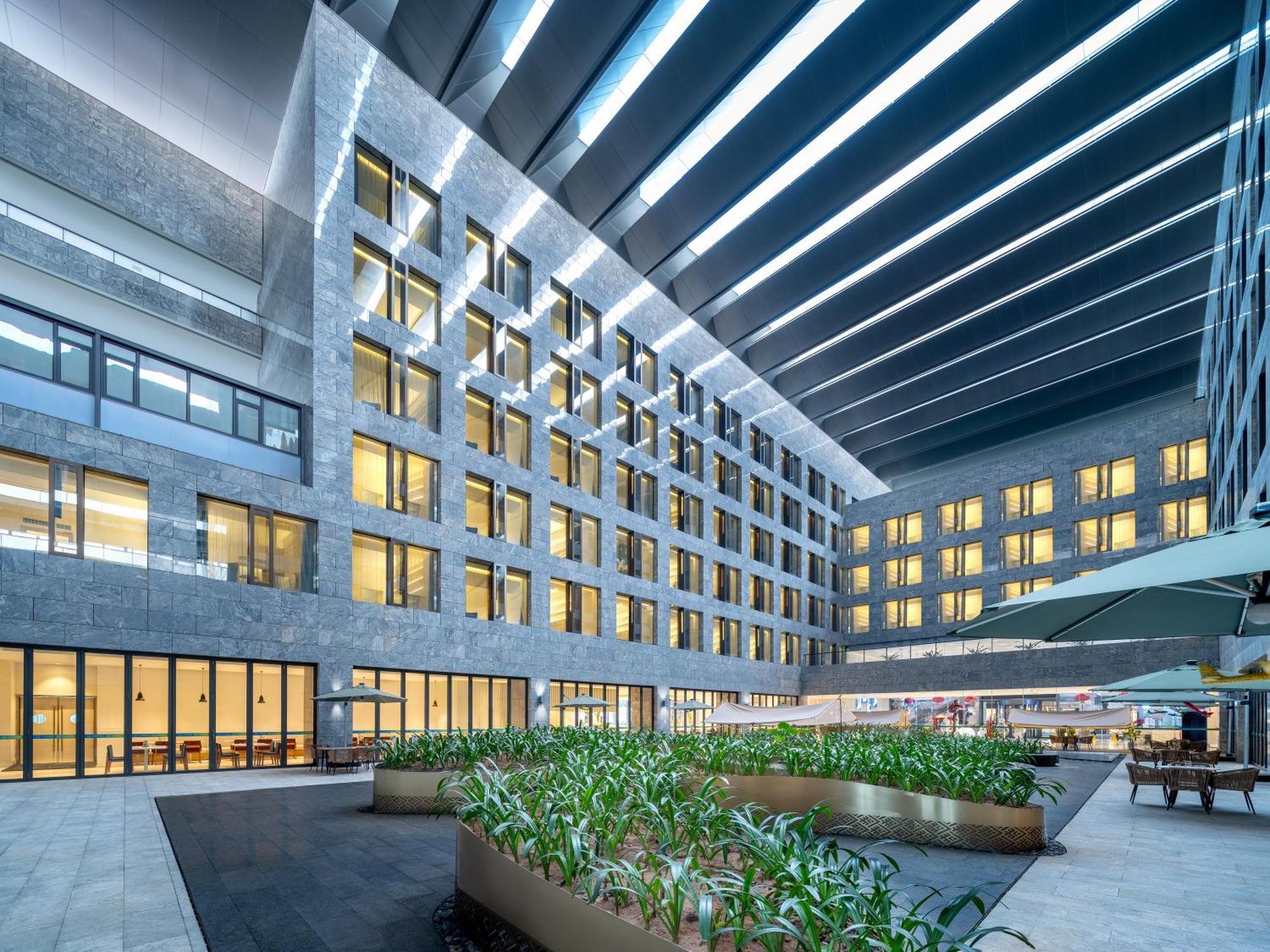 Sanya Phoenix Airport Hotel Buitenkant foto